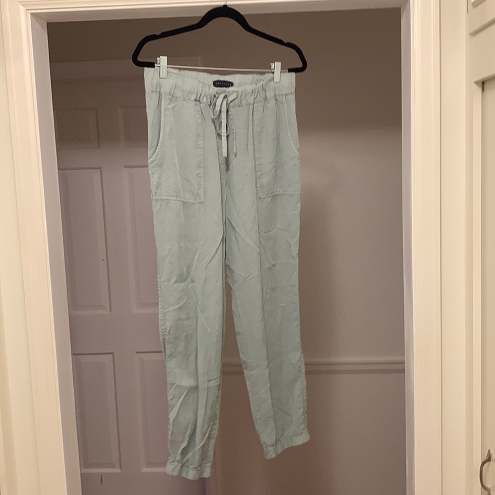 Sanctuary drawstring joggers. Light green. L